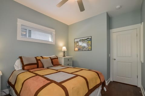 House (2 Bedrooms) | Exterior