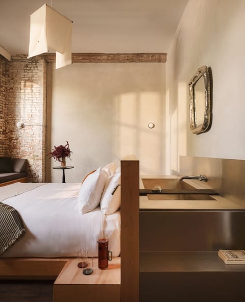 Bathing Studio | In-room safe, blackout drapes, iron/ironing board, free WiFi