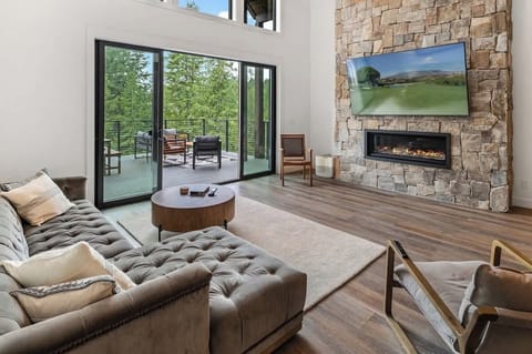 Brand new custom home in the Idaho Club