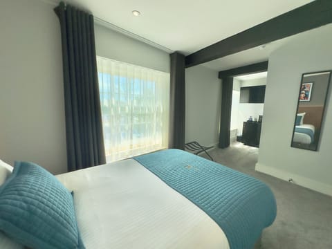 Classic Single Room | Blackout drapes, soundproofing, iron/ironing board, free WiFi