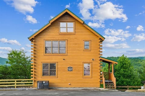 03-Front Elevation