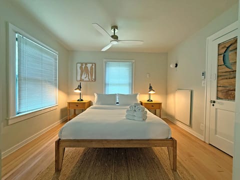 Suite, Private Bathroom (Room 2) | WiFi (free)