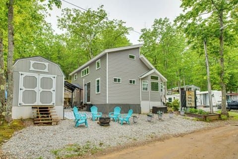 Belmont Vacation Rental | 2BR | 1BA | 5 Steps to Enter | 1,200 Sq Ft