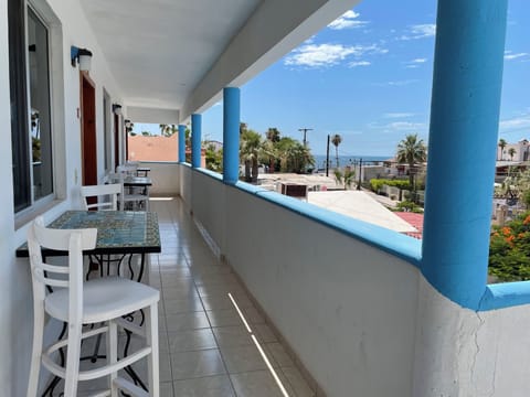 Basic Single Room, 1 King Bed | Terrace/patio