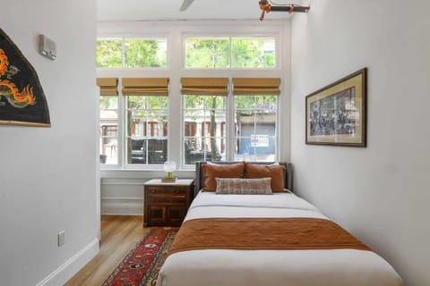 Bedroom 1 | Suite 101 | Queen bed | Private ensuite bathroom | First Floor