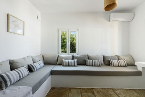 Luxury Apartment, City View | In-room safe, blackout drapes, free WiFi