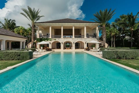 House, Smoking | 7 bedrooms