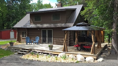 Relax on the deck with your morning coffee or unwind in the gazebo for dinner.