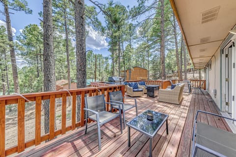 Ruidoso Vacation Rental | 4BR | 2.5BA | Steps Required | 2,069 Sq Ft