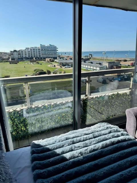 Twin Room, Ensuite, Sea View