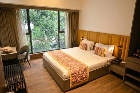 Deluxe Double Room | In-room safe, WiFi (free)