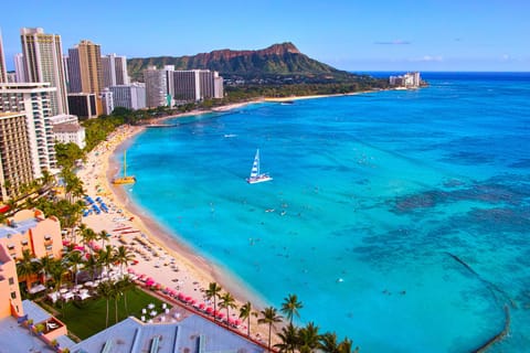 Beach nearby, white sand, sun loungers, beach umbrellas
