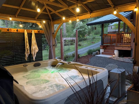 (2026) (6) person private hot tub under a lighted gazebo for your use.  