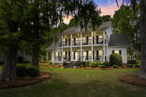 House, Multiple Bedrooms | Exterior