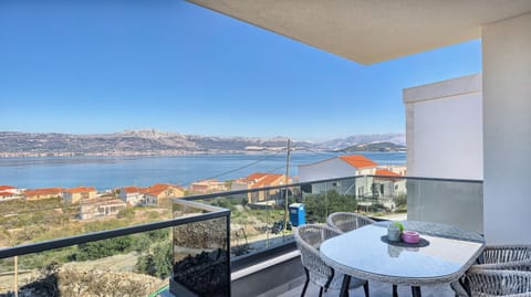 f5411d67-96e6-40fd-848c-7a6ef2dd3224