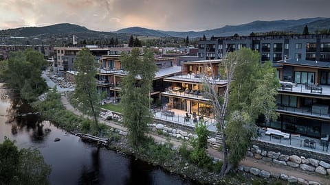 Welcome to Riverlight Lodge
