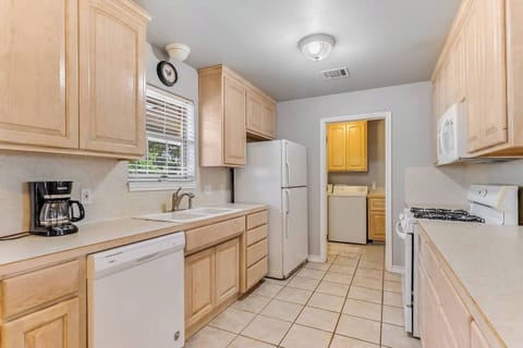 962d80e1-d915-46a7-819a-53de89b7f31e