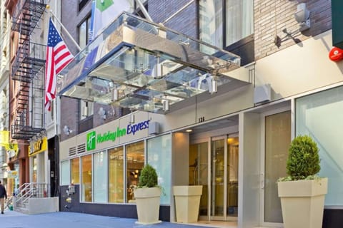 Holiday Inn Express Wall Street New York City