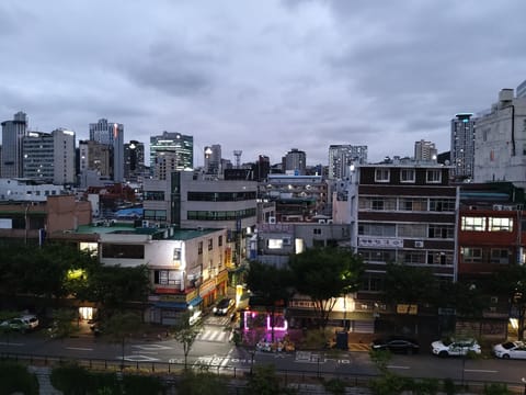 Standard Room | City view