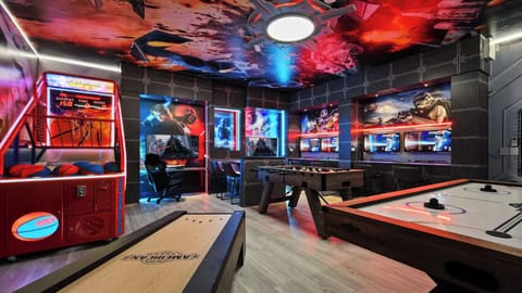 Arcade vibes meet the galaxy—game on, Jedi-style!