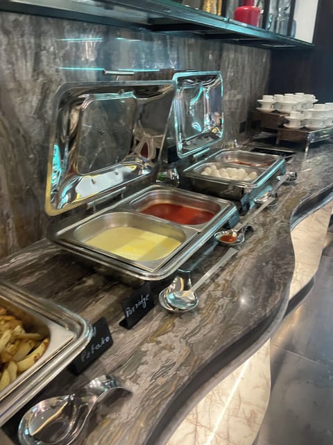 Free daily full breakfast
