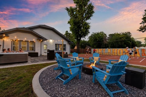 There are lots of places in the backyard to relax and unwind! 