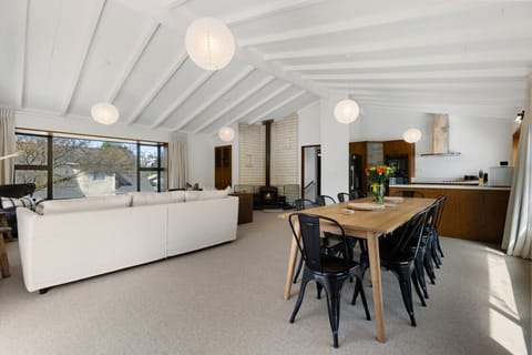 Large open plan living, view of Roy Peak, large dining table
