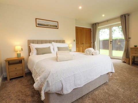 3 bedrooms, individually decorated, individually furnished, free WiFi