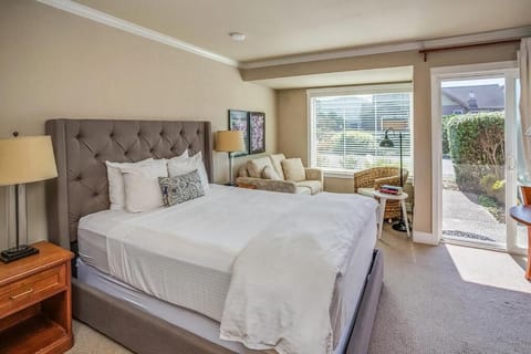 Comfortable Unit with Queen size bed
