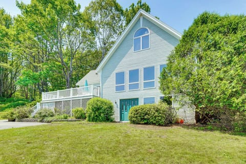 Trevett Vacation Rental | 3BR | 2BA | Stairs to Enter | 1,600 Sq Ft