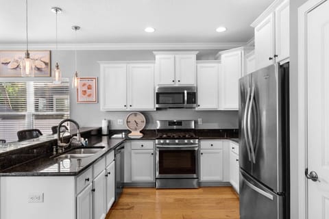 Chic and well appointed modern kitchen