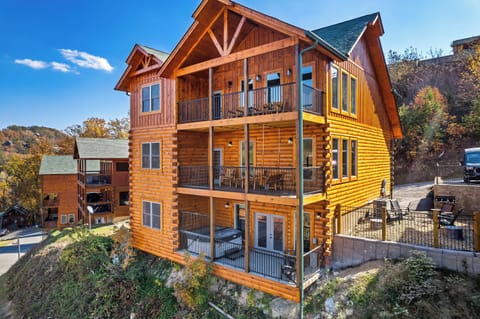 Multiple balconies, three-storey cabin.