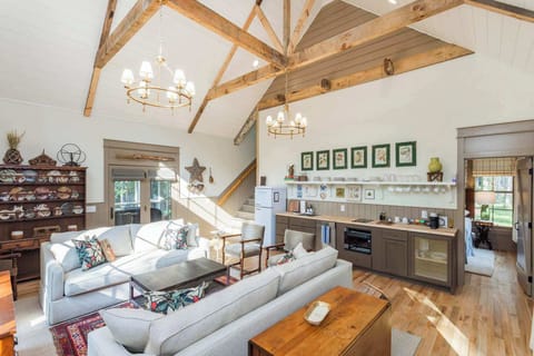 Luxurious Design and Spacious Comfort