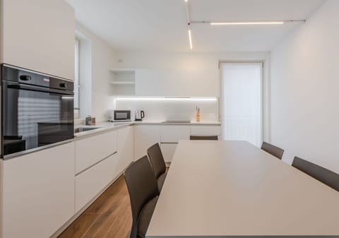 Interior Design, Kitchen, Flooring, Countertop, Ceiling, Floor, Lighting, Furniture, Home, Light Fixture