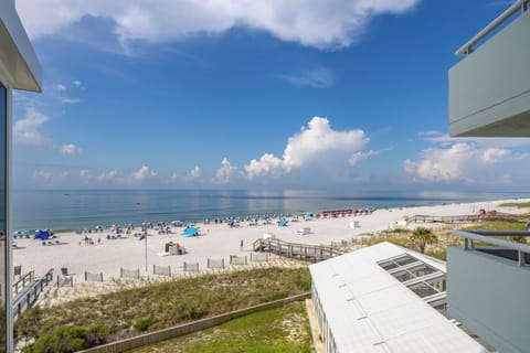 Perdido Sun Resort 300 by PKRM - How about an endless blue horizon to help hit your Reset Button?