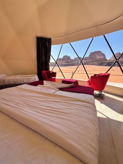 Luxury Triple Room, Balcony, Mountain View | Blackout drapes, soundproofing, free WiFi