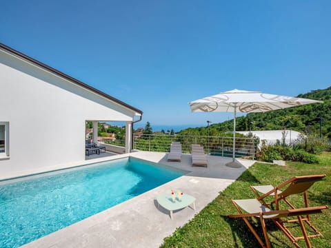 Swimming Pool, Resort, Leisure, Eco Hotel, Outdoor Furniture, Landscaping, Hotel, Villa, Resort Town, Umbrella