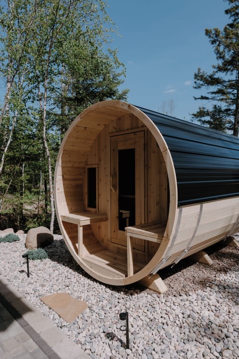 Tranquility barrel sauna