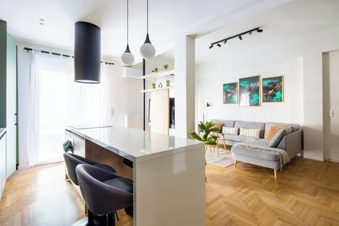 Apartment, 2 Bedrooms, Kitchen, City View | Living room | 50-inch Smart TV with digital channels, streaming services