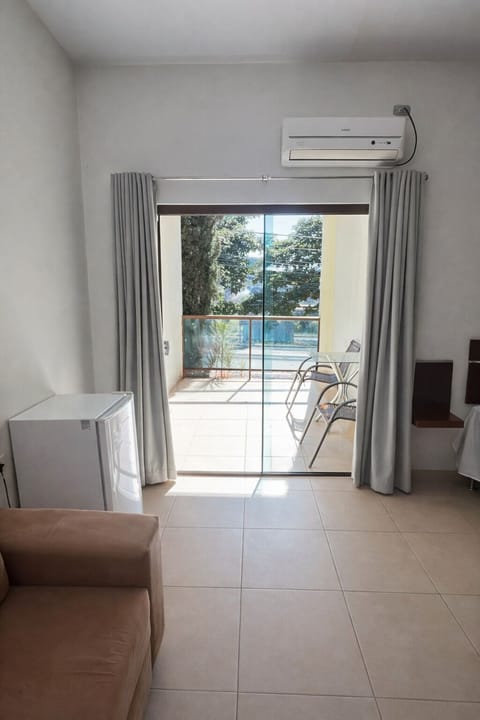 Suite | Laptop workspace, free WiFi