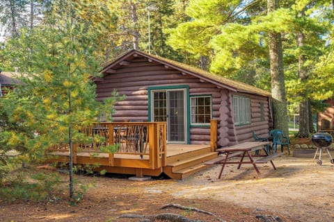 Cabin1MyNorthernHome2018