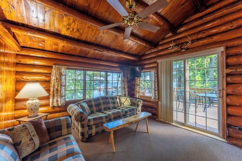 Cabin1MyNorthernHome201