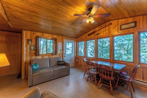 Cabin5WhitePine203