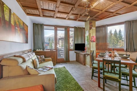 Living and dining room