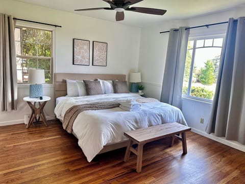 Master Bedroom with TV, King Bed, Attached Bathroom, Sunrise views
