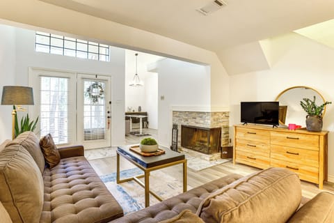 Apartment (2 Bedrooms) | Front of property