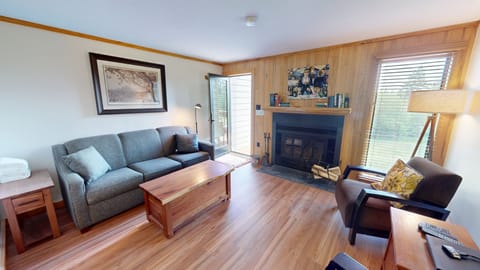 Indoors, Furniture, Living Room, Home Decor, Coffee Table