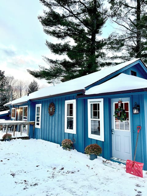 Winter view of the main cottage front door.
