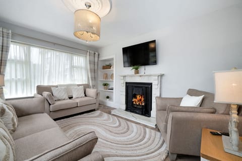 Cottage 491 - Clifden - sleeps 6 guests  in 4 bedrooms Cottage in Clifden