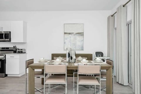 Enjoy meals in a beautifully designed indoor dining area that’s perfect for family gatherings.